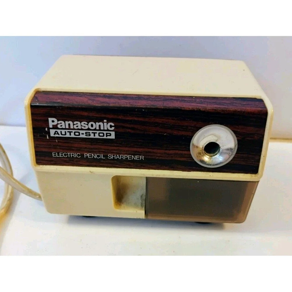 Vtg Panasonic KP-110 Auto-Stop Electric Pencil Sharpener Faux Wood Japan